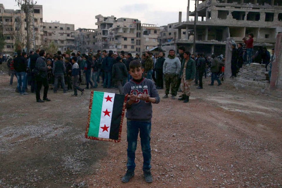 Oposição síria confirma participação nas negociações de paz