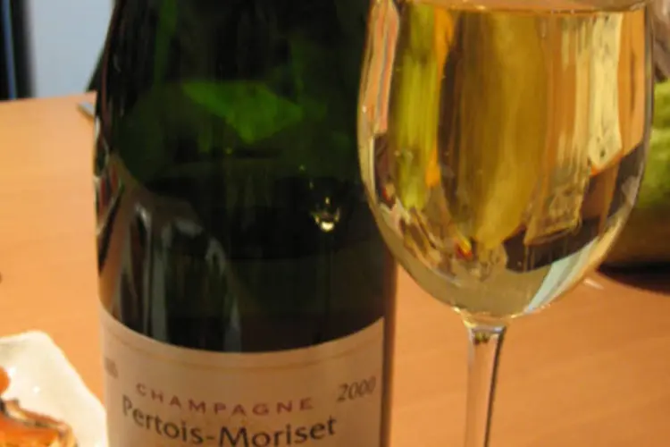 Champagne francês: produto original vem da região de Champagne-Ardenne, apesar de o nome ser usado no mundo todo (Wikimedia Commons)