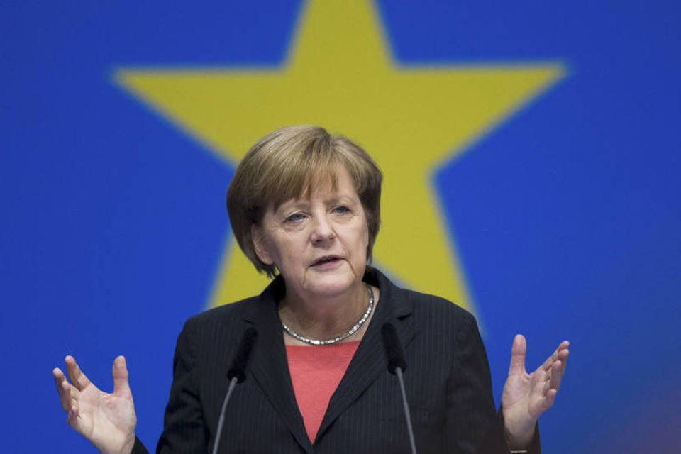 Time elege Angela Merkel  como Personalidade do Ano