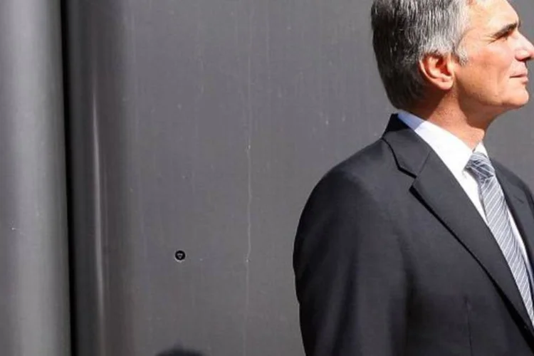 "Eu não confiaria em ninguém que diz que (a ajuda) para a Grécia é suficiente", afirmou o chanceler Werner Faymann durante uma entrevista ao jornal austríaco (Maury Phillips/Getty Images)