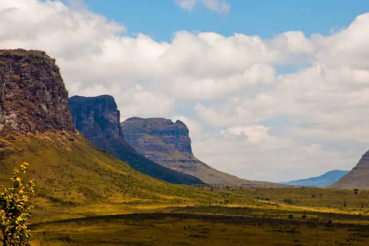 
	Chapada Diamantina: o fogo j&aacute; consumiu aproximadamente entre 15 e 30 mil hectares
 (Franco Hoffchneider / Guia Quatro Rodas)