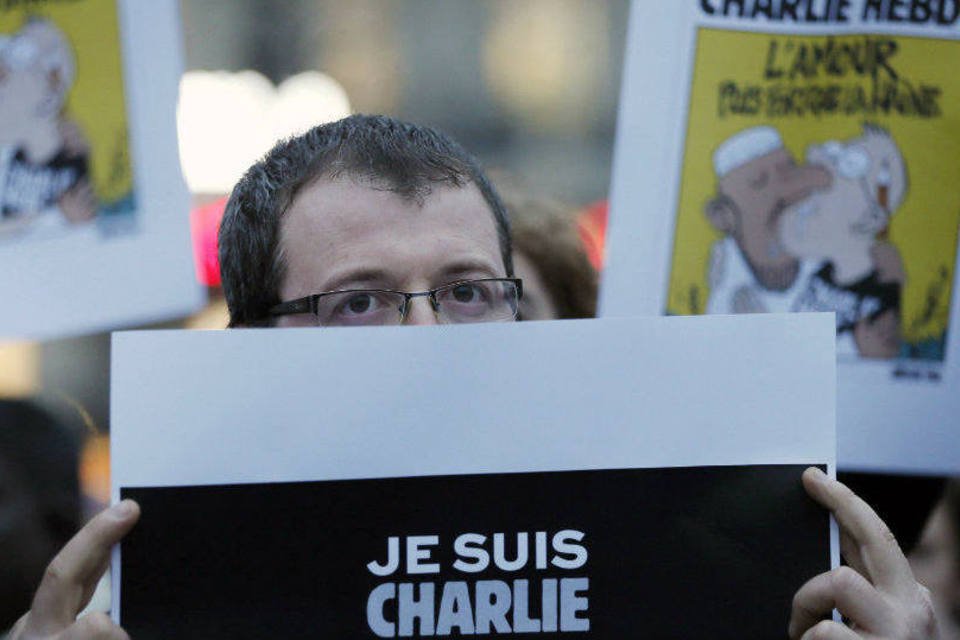 Carnaval alemão desiste de carro inspirado em Charlie Hebdo