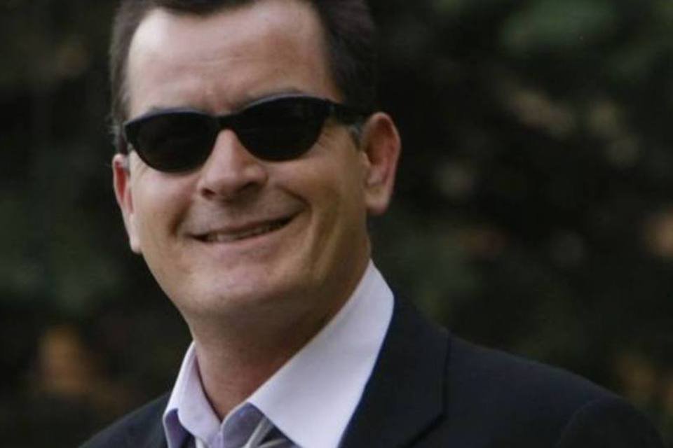 Mais de 70 mil querem trabalhar para Charlie Sheen