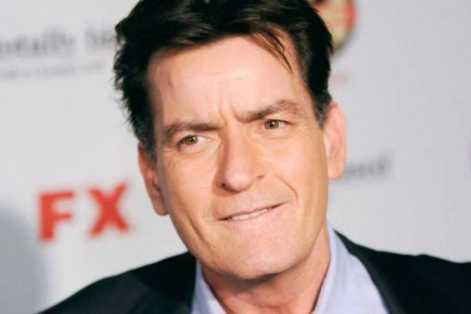 Charlie Sheen estreia nova série e anuncia aposentadoria