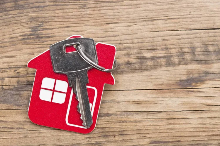 CLT: A aprovação é mais fácil quando a pessoa consegue comprovar capacidade de honrar com as parcelas. (inxti/Thinkstock)