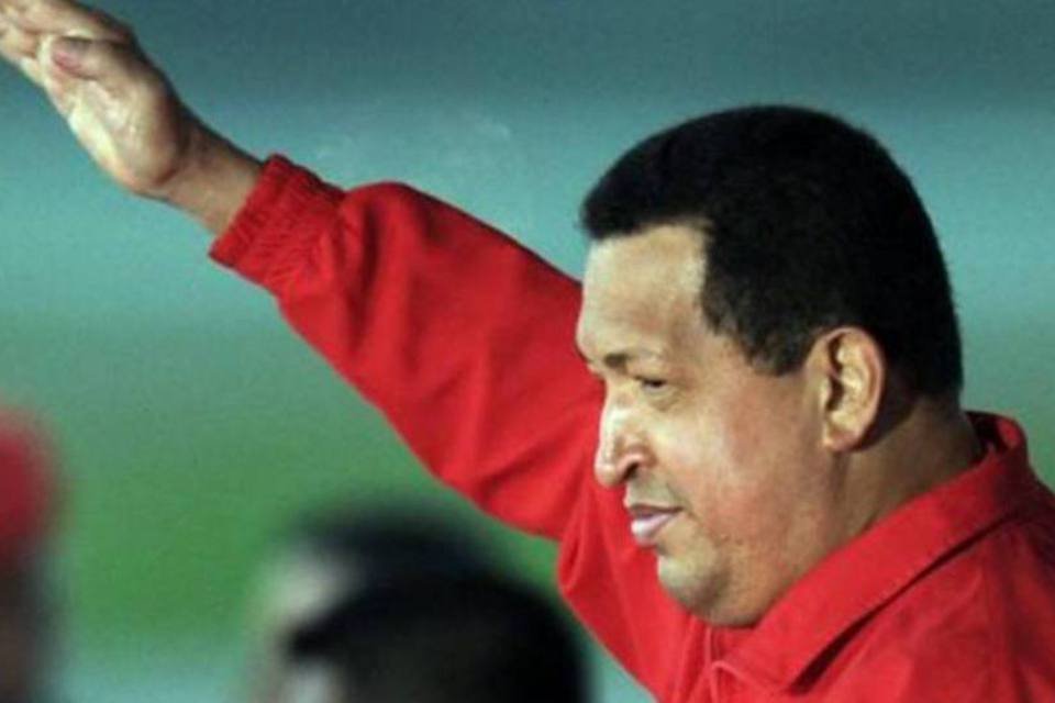 Chávez reconhece Kadafi como único governante da Líbia