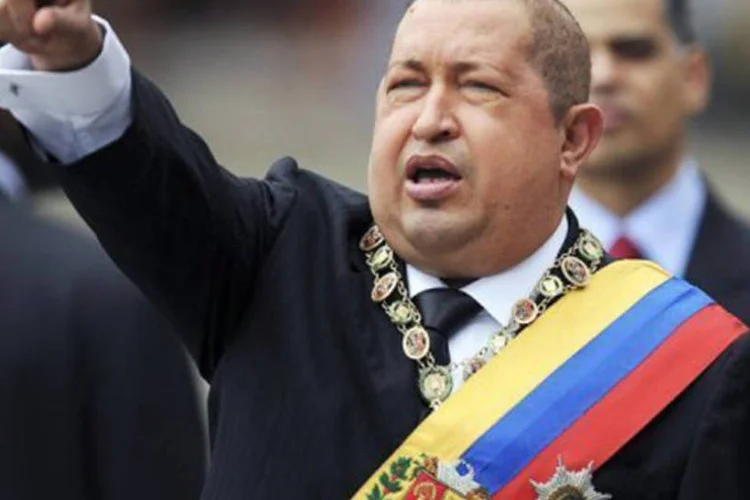 Chávez deixou Havana rumo a Caracas após ter se submetido a novas sessões de radioterapia em seu tratamento contra o câncer (Juan Barreto/AFP)