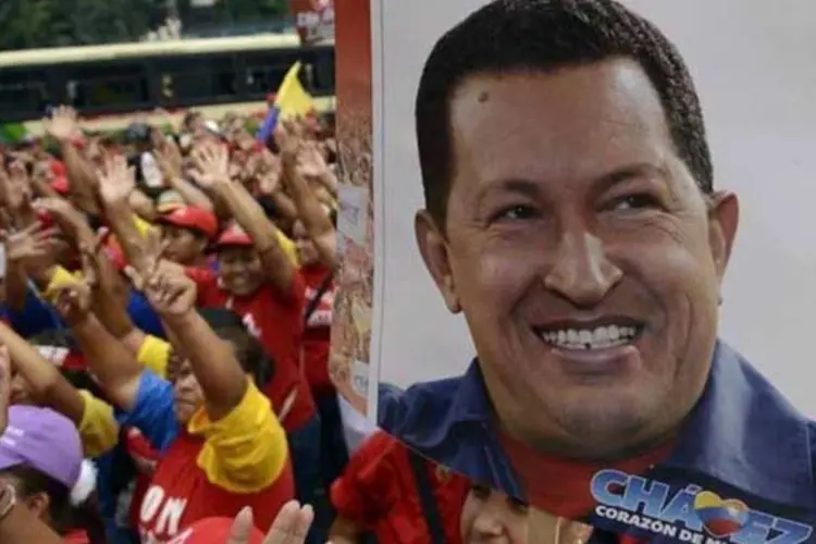 
	O presidente da Venezuela foi reeleito em outubro do ano passado pela terceira vez desde que chegou ao poder em 1999
 (AFP/ Leo Ramirez)