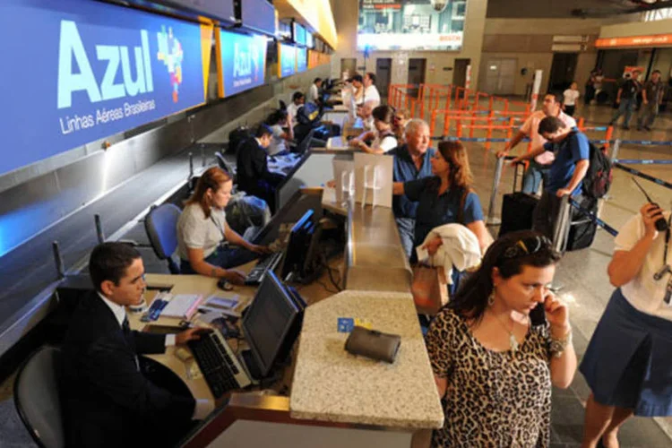 A Azul ocupa o terceiro lugar no mercado de voos domésticos, perdendo somente para a Gol e a TAM (Germano Luders/Exame)