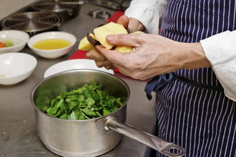 
	IPC-Fipe: em Alimenta&ccedil;&atilde;o, o aumento dos pre&ccedil;os diminuiu de 2,36% em janeiro para 2,03% na primeira pr&eacute;via deste m&ecirc;s
 (Thinkstock)