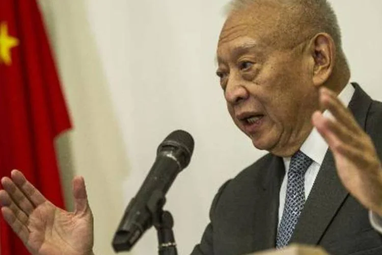 O ex-chefe do governo de Hong Kong Tung Chee-Hwa: "é preciso acabar com a ocupação das ruas não apenas porque estão prejudicando a convivência e a rotina" (Xaume Olleros/AFP)