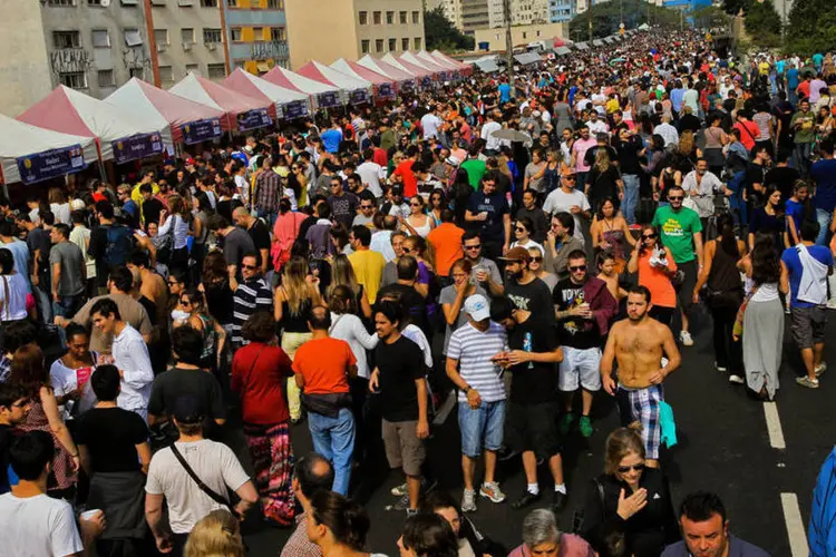 Evento Chefs na Rua, durante a Virada Cultural 2014, no Minhocão (Carlos Severo/Milenar)