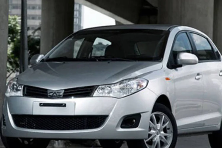 
	Chery: o primeiro autom&oacute;vel nacional da marca ser&aacute; o Celer, em vers&otilde;es hatch e sed&atilde;
 (Divulgação/Chery)