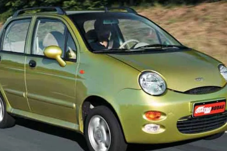 1. Chery QQ (Quatro Rodas)