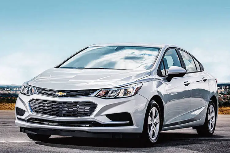 Chevrolet Cruze: achou parecido com os coreanos? A gente também (Leo Mayrinck/ Quatro Rodas)