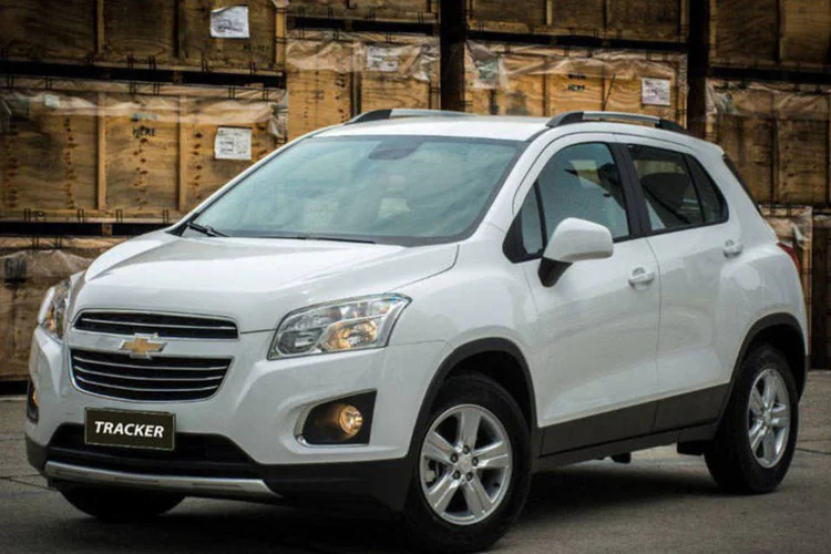 Chevrolet Tracker LT: rodas aro 16 no lugar das de aro 18 identificam a versão LT (Divulgação/Divulgação)