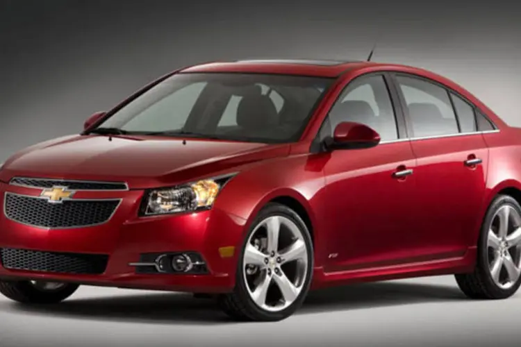 
	Cruze Sedan: deputados estaduais agora se deslocar&atilde;o em um modelo Cruze, sedan da General Motors
 (Divulgação/GM)