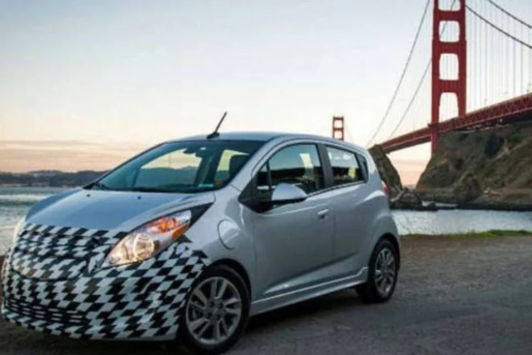Chevrolet Spark, veículo elétrico da GM (Divulgação)