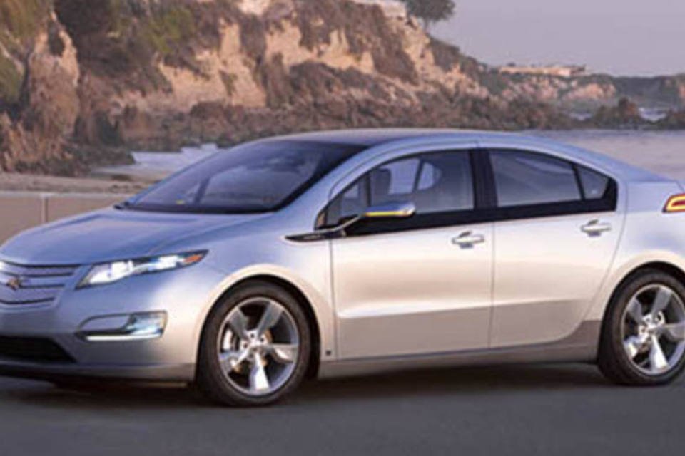 Chevrolet Volt, carro híbrido da GM, chega aos EUA por US$ 41 mil