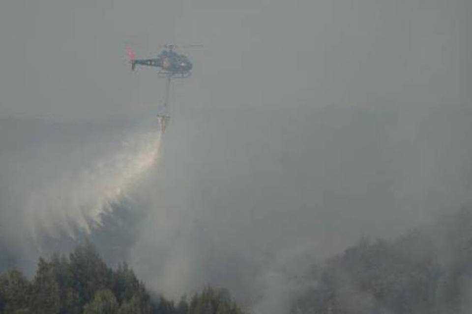 Brigada detém avanço de incêndio em parque nacional no Chile