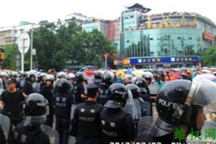 Apesar da repressão, os protestos prosseguiam nesta terça-feira pelo segundo dia consecutivo (China Human Rights Defenders/AFP)