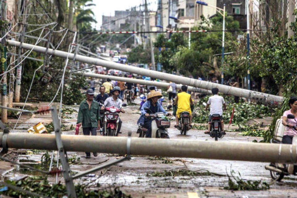 Sobe para 175 os mortos pelo terremoto no sudoeste da China