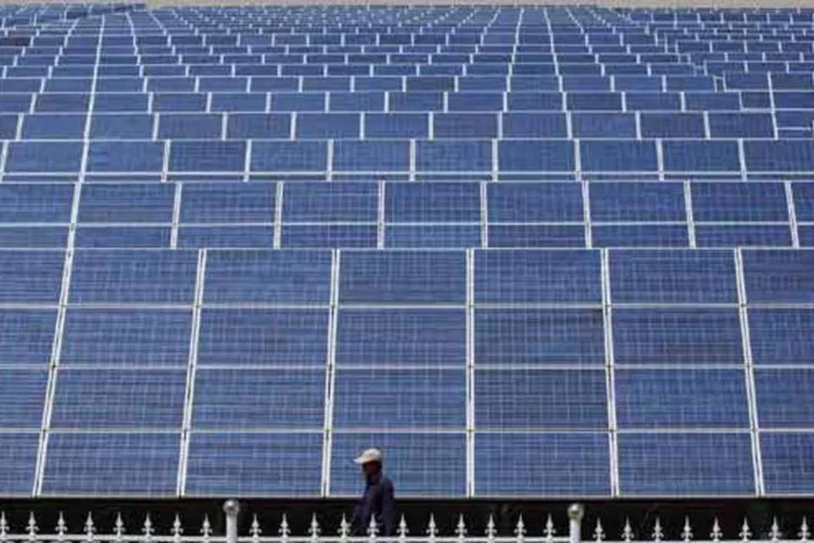 
	Energia Solar: alguns investidores interessados em projetos de energia solar no pa&iacute;s j&aacute; indicam que seria poss&iacute;vel competir com a energia e&oacute;lica nos pr&oacute;ximos leil&otilde;es no mercado regulado
 (Getty Images)