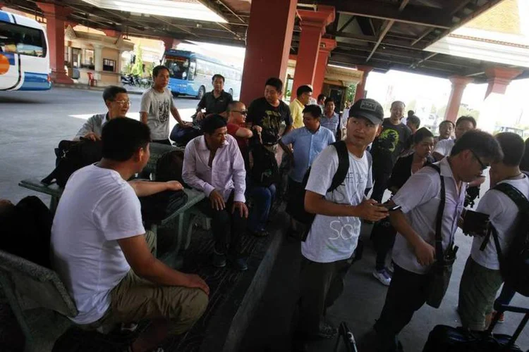 Milhares de vietnamitas puseram fogo em fábricas estrangeiras e provocaram distúrbios (Samrang Pring/Reuters)