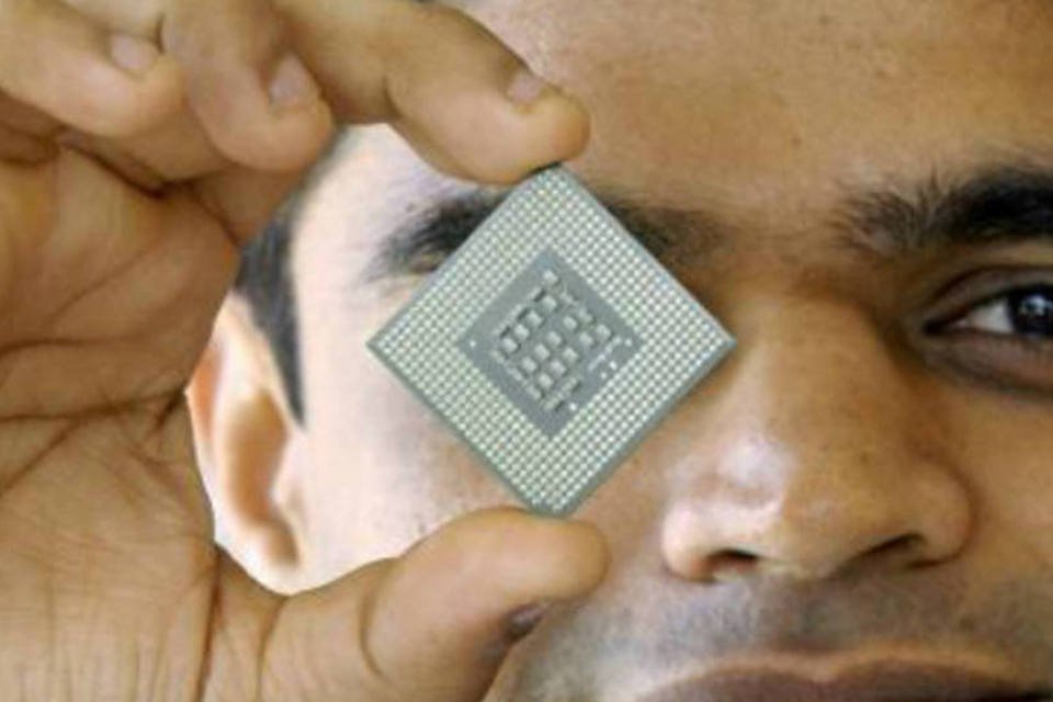 Cientistas inventam chip que aprende como um cérebro humano