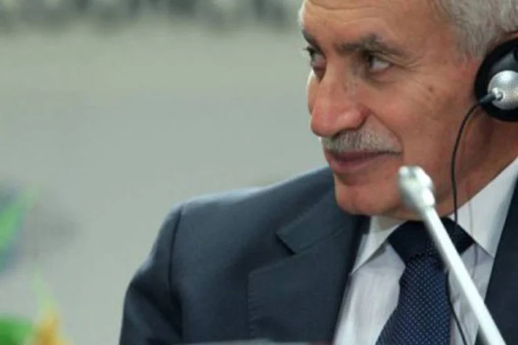 
	O ministro de finan&ccedil;as do Chipre, Vassos Shiarly: &nbsp;&quot;ainda restam v&aacute;rios problemas a resolver&quot;
 (AFP)