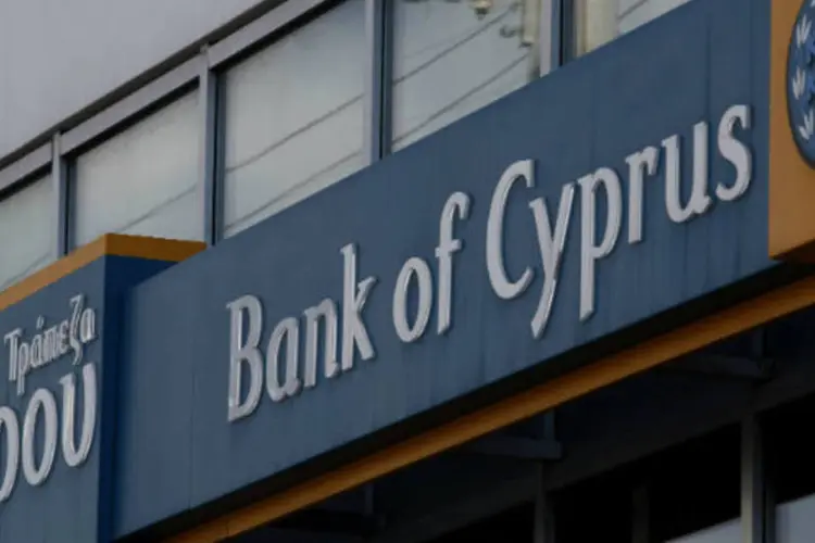 
	Banco do Chipre: de acordo com a imprensa local, Artemi n&atilde;o estava de acordo com que seu banco assumisse as d&iacute;vidas que o Banco Popular (Laiki Bank).
 (REUTERS)