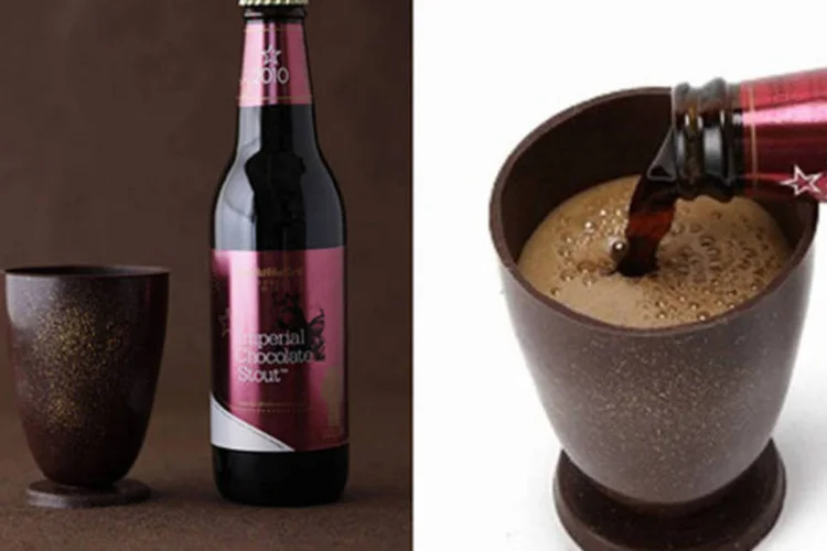 
	Kit especial consiste em um conjunto que inclui uma garrafa de 330 ml de sua Imperial Chocolate Stout e um copo de chocolate especialmente concebido para n&atilde;o derreter na m&atilde;o
 (Divulgação)