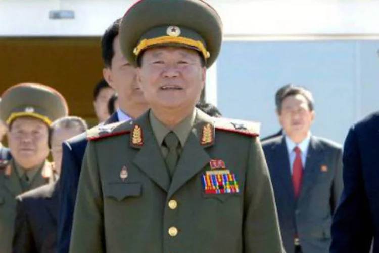 Choe Ryong-hae no aeroporto de Pyongyang, Coreia do Norte: esta é a primeira aparição pública de Choe Ryong-hae desde 16 de fevereiro (AFP)