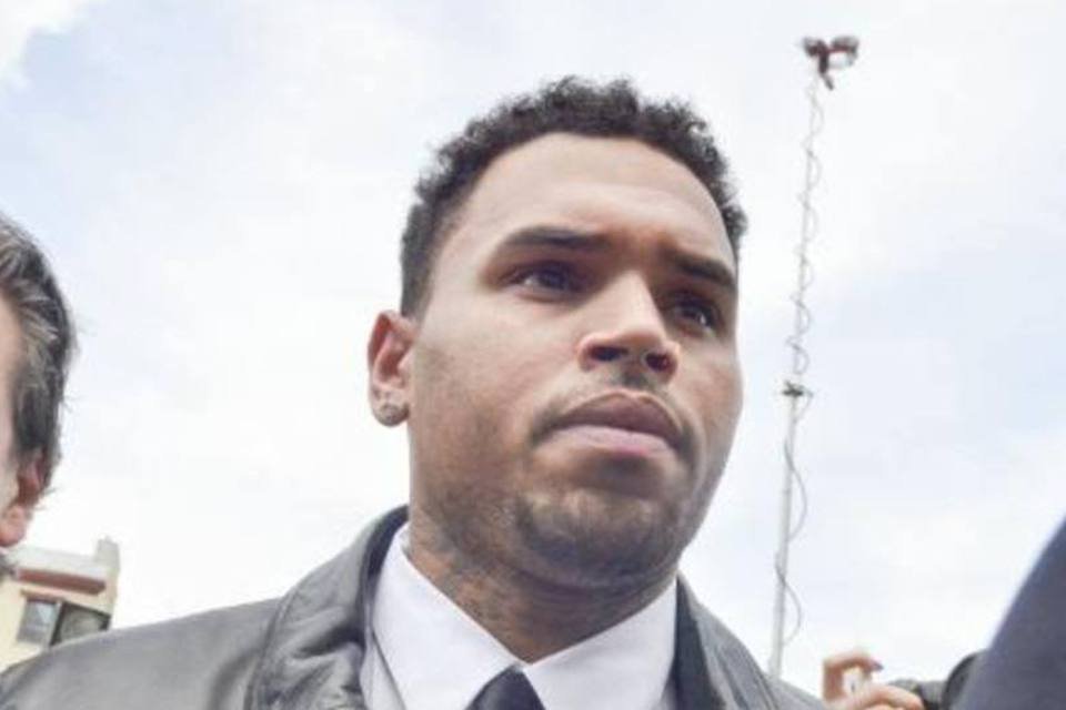 Chris Brown: cantor pode enfrentar seis meses de prisão (Kris Connor/AFP/AFP)