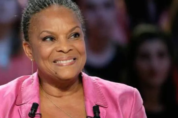 Christiane Taubira, ministra francesa da Justiça, em Paris: "porque na França, o país de Voltaire e da irreverência, temos o direito de debochar de todas as religiões" (Kenzo Tribouillard/AFP)