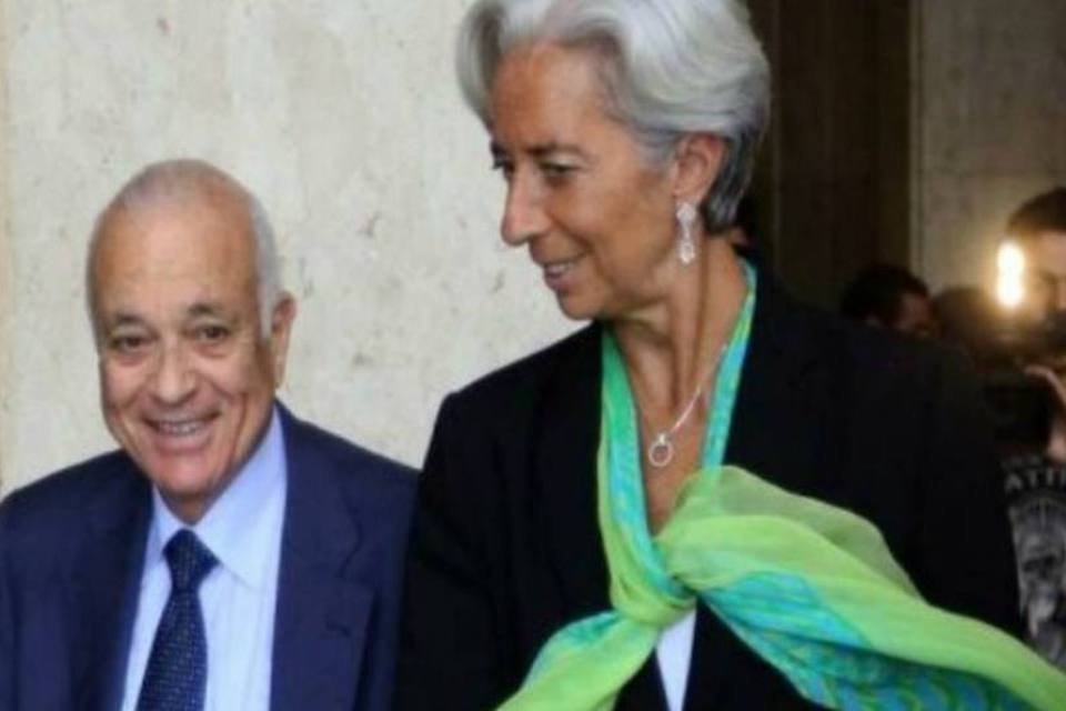 Lagarde e Carstens estão em lista final do FMI