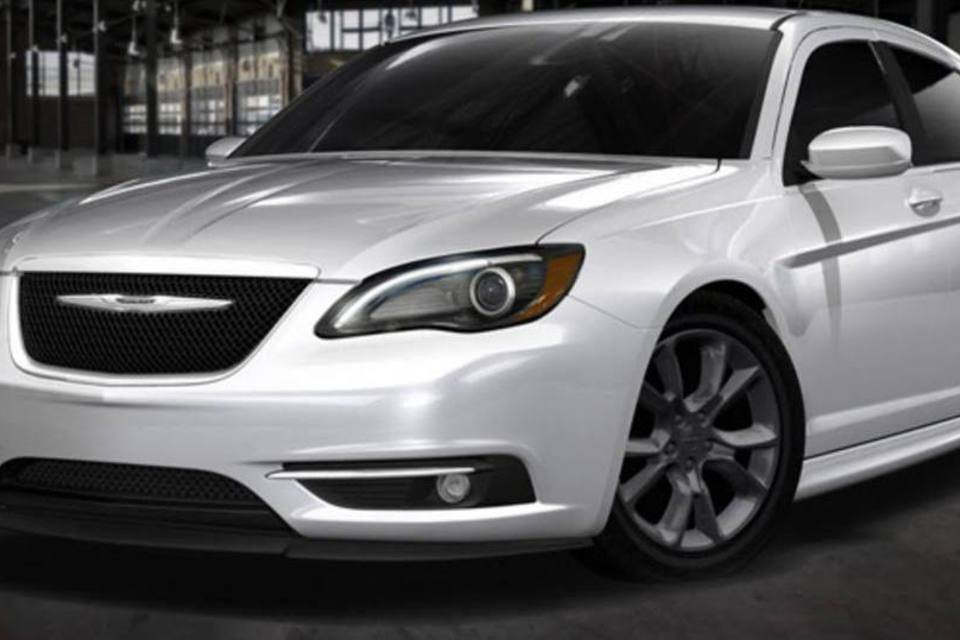 Chrysler 200 ganha kits da Mopar