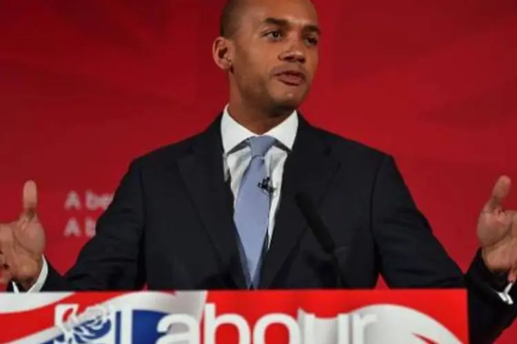 O deputado Chuka Umunna: "Tenho o prazer de anunciar que serei candidato para assumir a liderança do partido" (Ben Stansall/AFP)