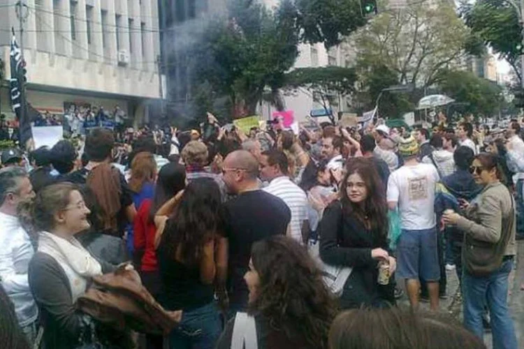 Manifestação a favor do metrô na Av. Angélica, em Higienópolis, São Paulo (Irene Tobón/Creative Commons)