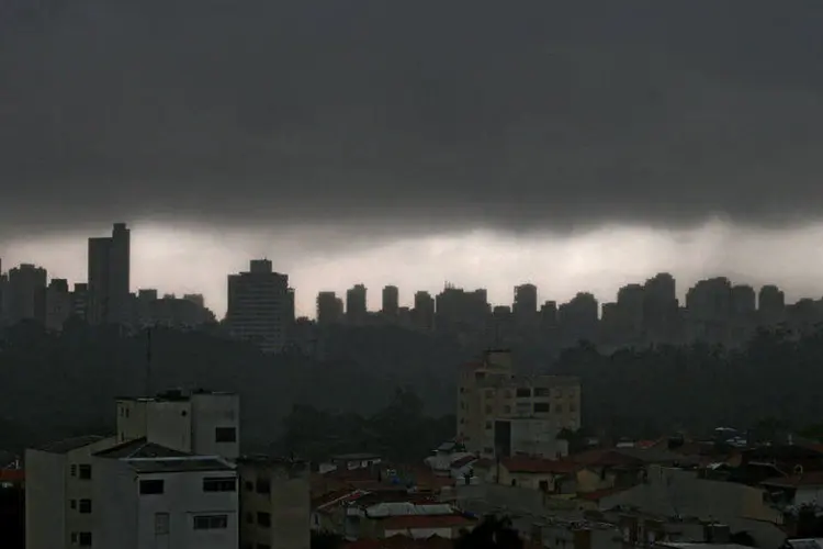 Chuva sobre São Paulo: durante a tempestade, mais de 8 mil raios atingiram a região metropolitana (Paulo Pinto/Fotos Públicas)