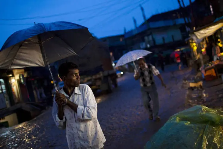 
	Chuvas na &Iacute;ndia: pelo menos 71 pessoas morreram em uma semana no estado indiano de Tamil Nadu
 (Daniel Berehulak / Getty Images)