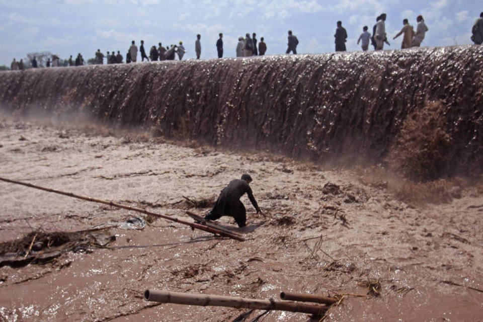Chuvas matam pelo menos 75 pessoas no Paquistão