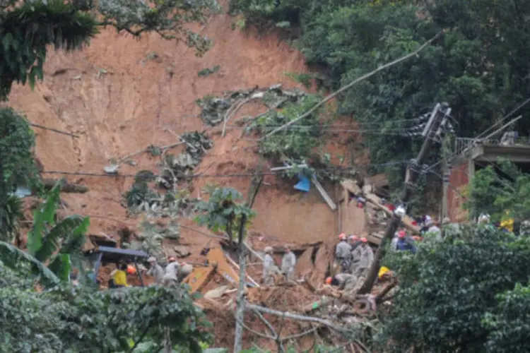 
	Estragos provocados pelas chuvas: governo federal decretou estado de calamidade p&uacute;blica nas duas cidades decorrente de desastres naturais
 (Tânia Rêgo/ABr)