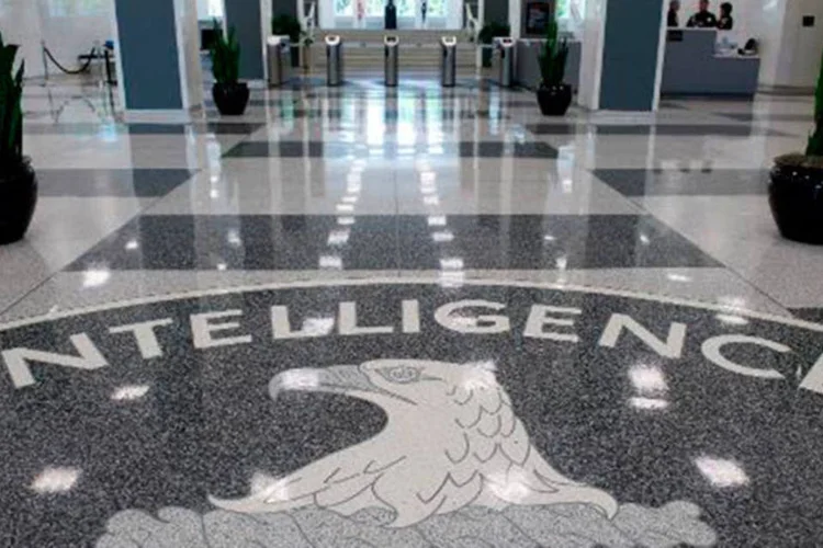 
	Sede da CIA: &quot;Acreditamos que os EUA deveriam refletir sobre isso, corrigir os suas caminhos e respeitar e seguir as regras&quot;, diz China
 (Saul Loeb/AFP)