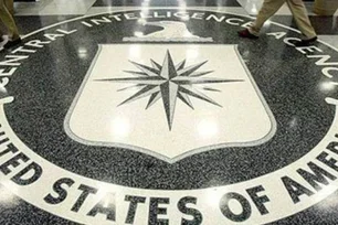 Imagem referente à matéria: Mulher é baleada e presa em frente à sede da CIA, nos EUA