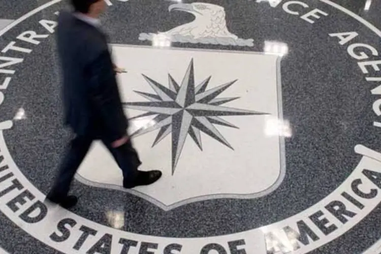 
	Sede da CIA: Moscou anunciou na ter&ccedil;a-feira que havia detido um diplomata americano, acusando-o de ser um agente da CIA que tentava recrutar em Moscou um membro dos servi&ccedil;os de intelig&ecirc;ncia russos.
 (AFP/ Saul Loeb)