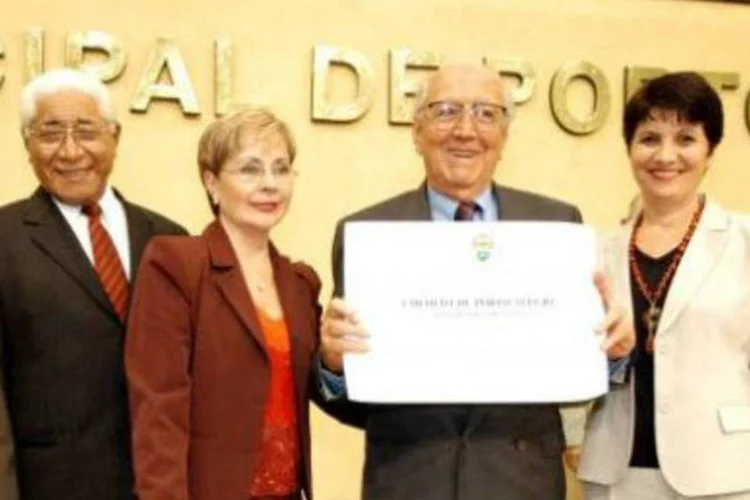 Cibilis da Rocha Viana recebe título de Cidadão de Porto Alegre (Divulgação/PDT)