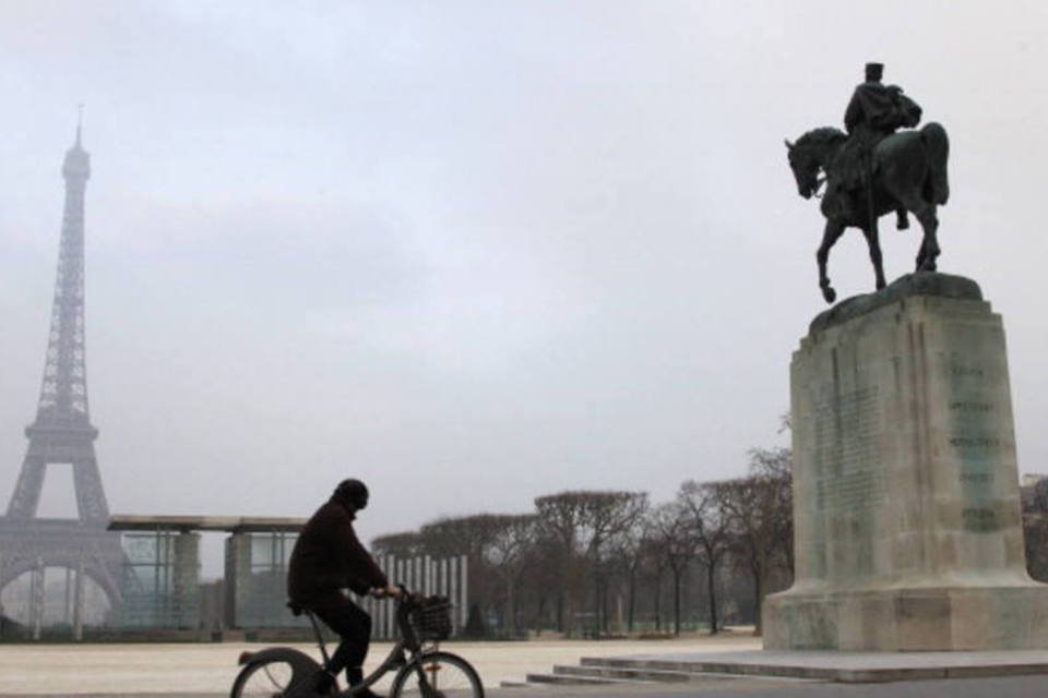 Paris inaugura serviço de bicicletas públicas para crianças