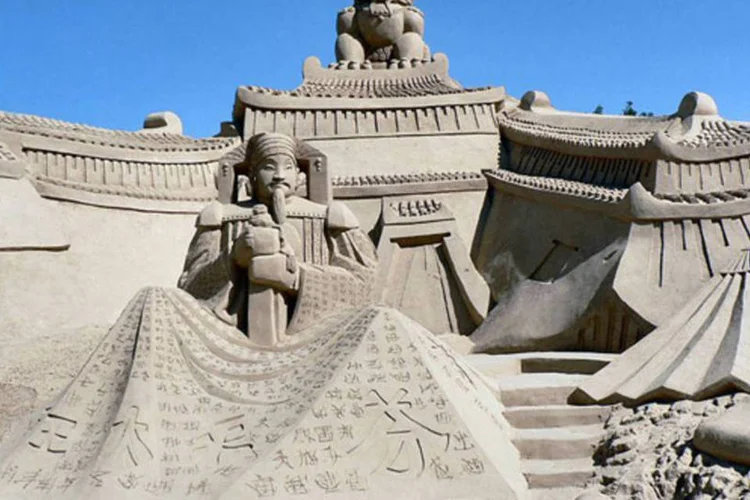 A Cidade Proibida foi durante meio milênio o centro político e cultural da China e, atualmente, é um dos grandes pontos turísticos de Pequim (Paulo Juntas/Wikimedia Commons)