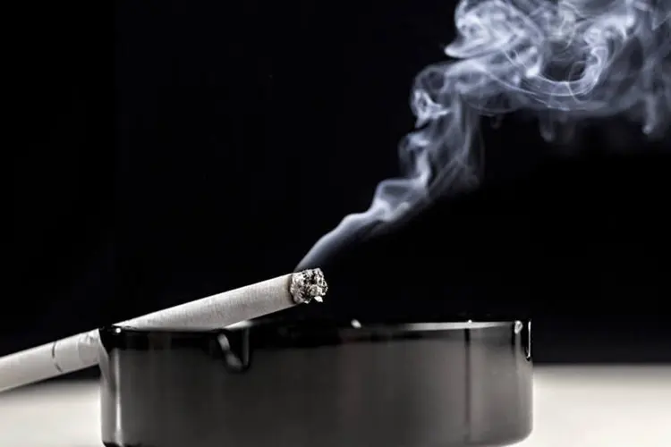 Fumantes passivos nos estados (Thinkstock)